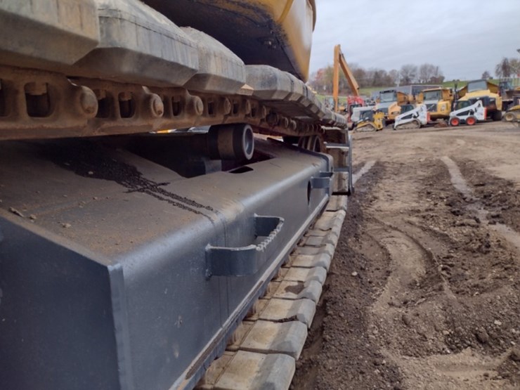 komatsu-pc128uu-2-image-37