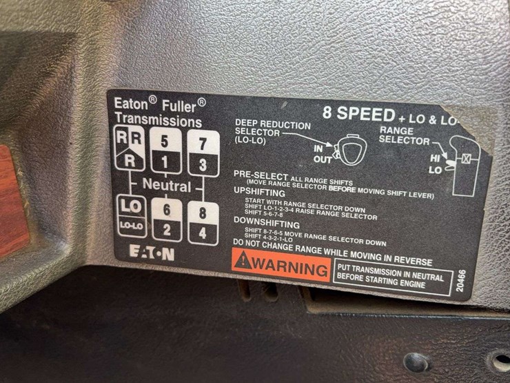 1999-mack-cl713-image-42