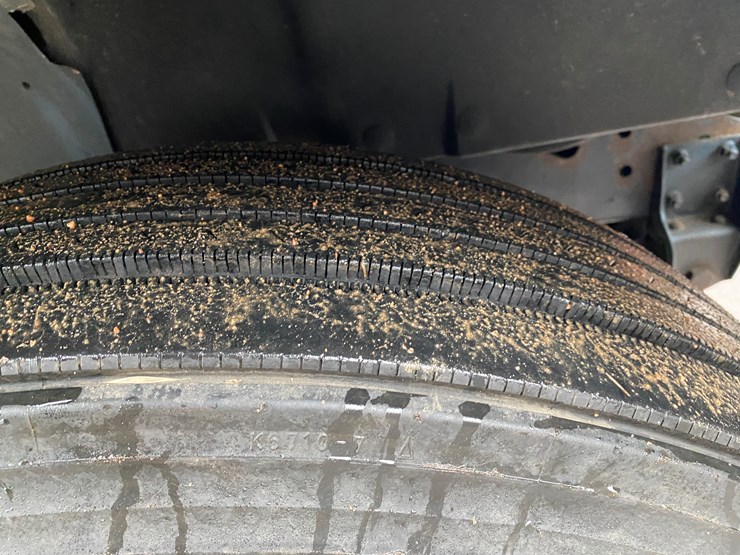 international-4700-image-35