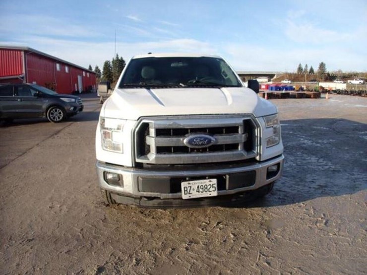 ford-f150-xlt-image-2
