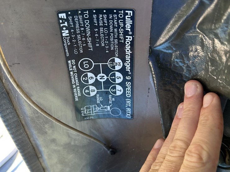 1986-international-f2375-image-31