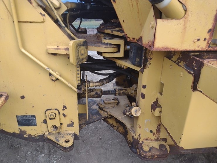 caterpillar-924g-image-29