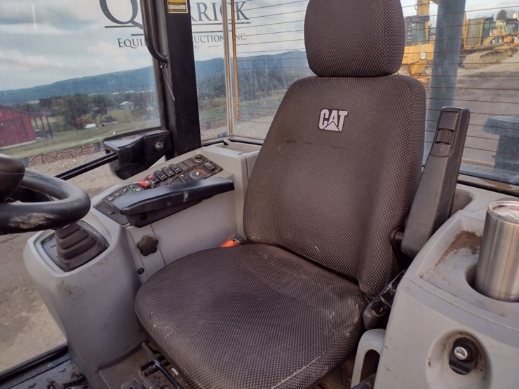 caterpillar-908m-image-13