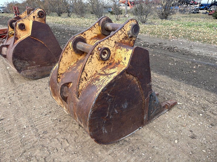 excavator-frost-bucket-image-4