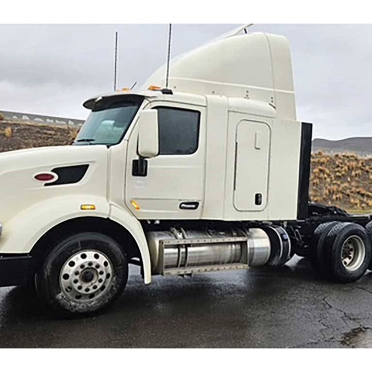 2021 PETERBILT 567