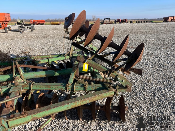 john-deere-18-image-18