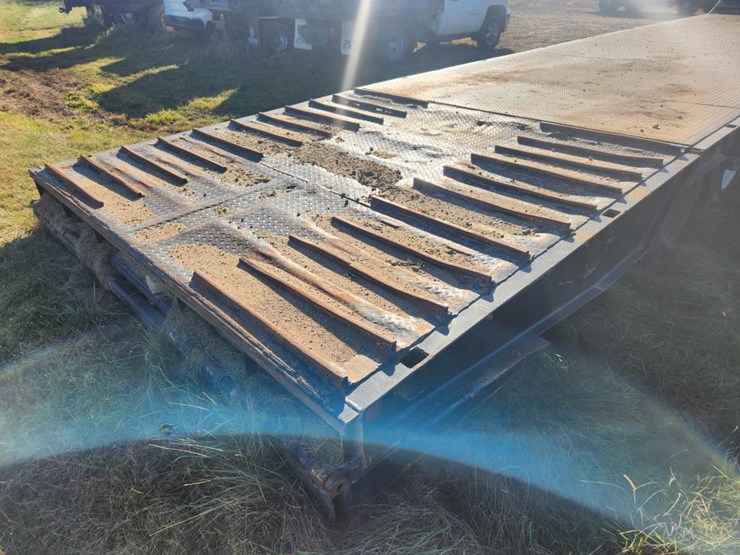 #1723-•-1994-traileze-recovery-trailer-image-23