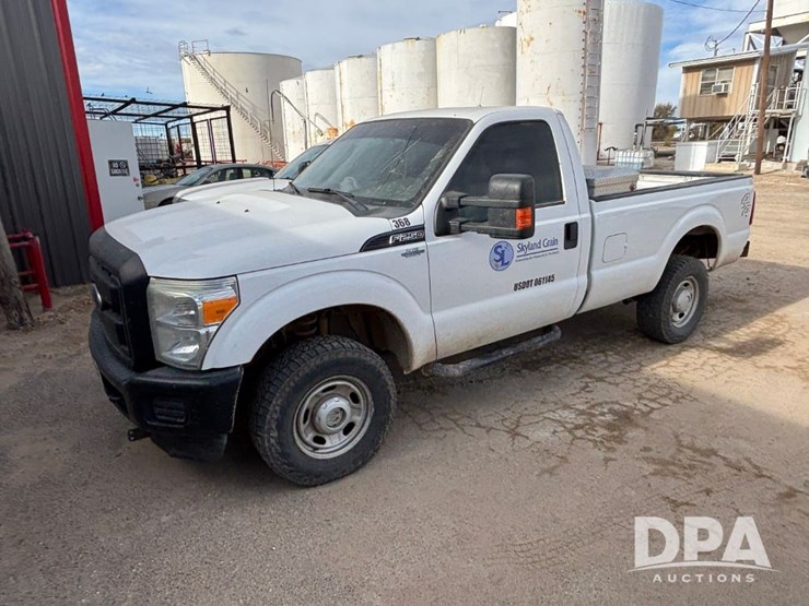 ford-f250-xl-image-1