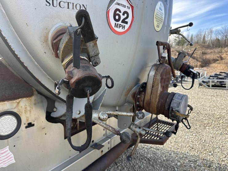 2005-kenworth-t800-image-27