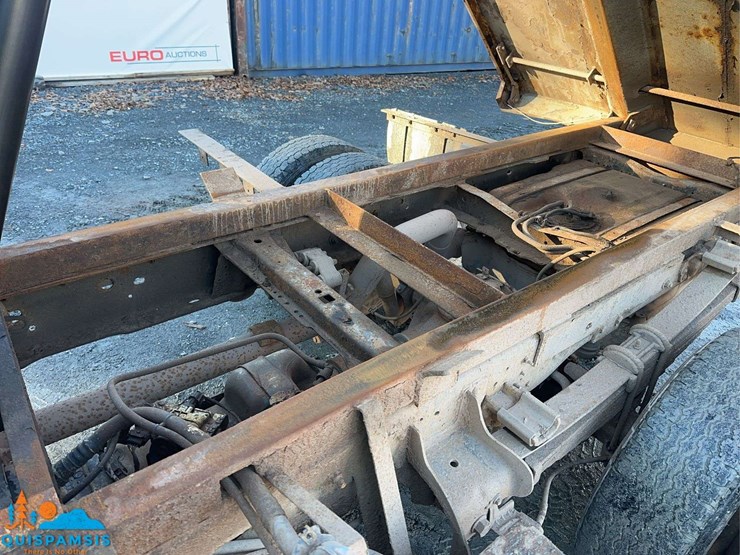 2013-ford-f350-xl-image-28