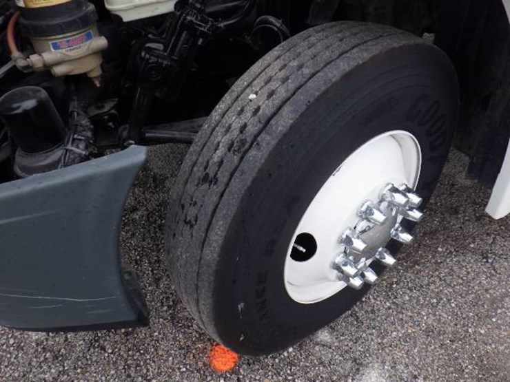 freightliner-cascadia-125-image-22