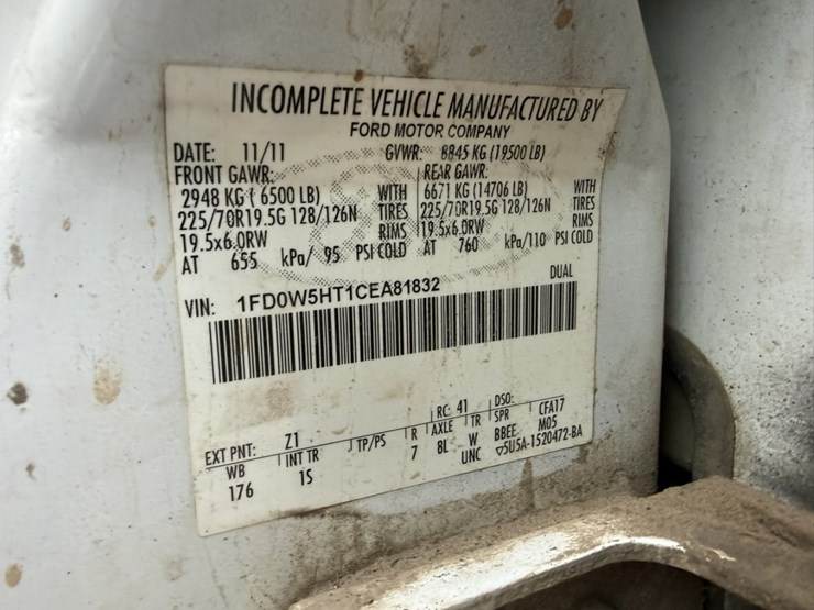 2012-ford-f550-image-47