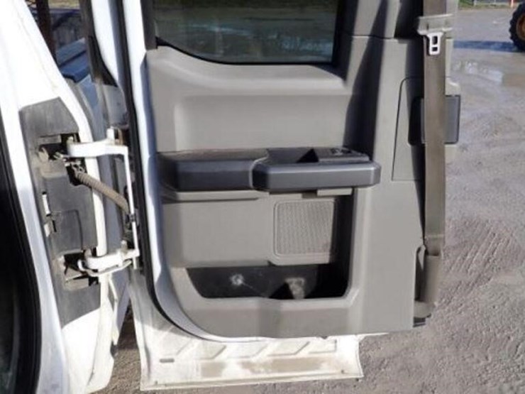 ford-f250-xlt-image-41