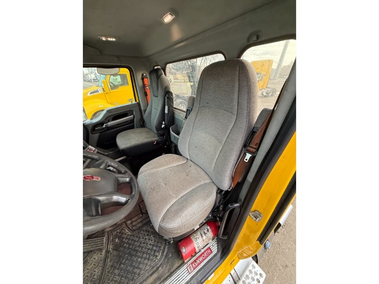 2020-kenworth-t680-image-20