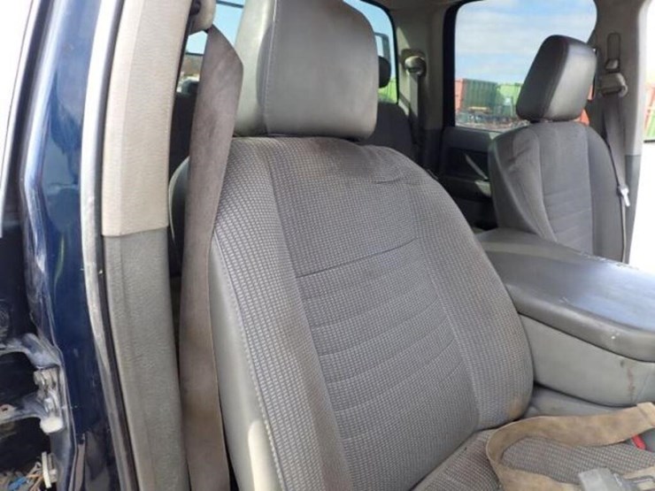 dodge-ram-3500-image-37