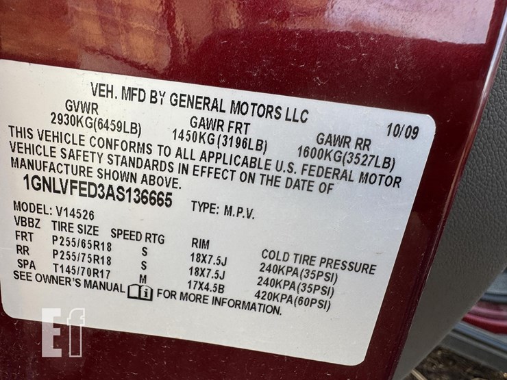 2010-chevrolet-traverse-image-14