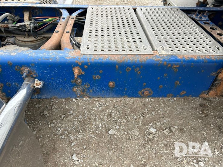 international-prostar-image-47