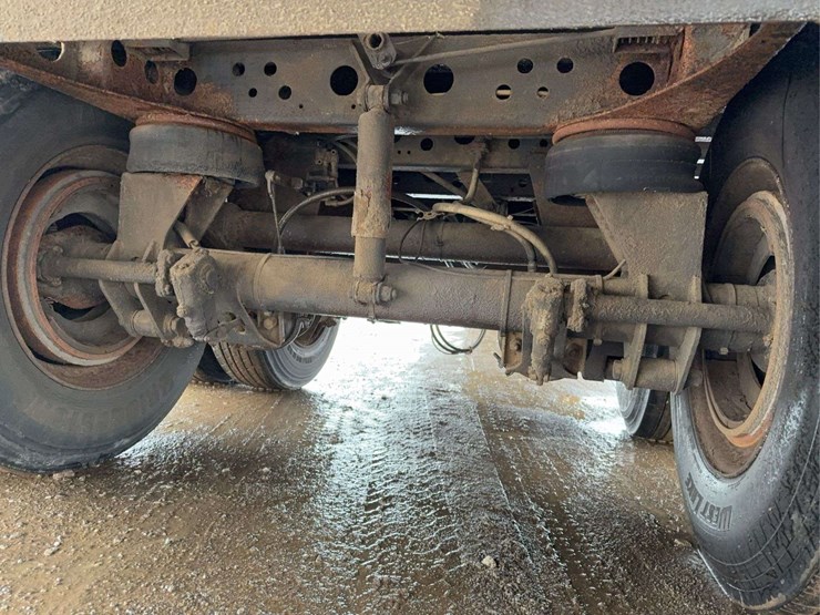 2005-strick-trailer-image-14