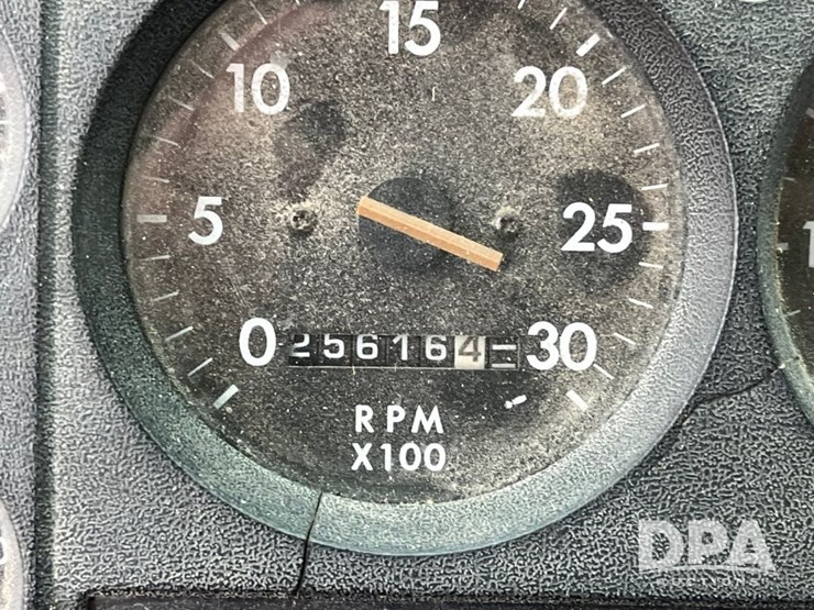 freightliner-fl80-image-45