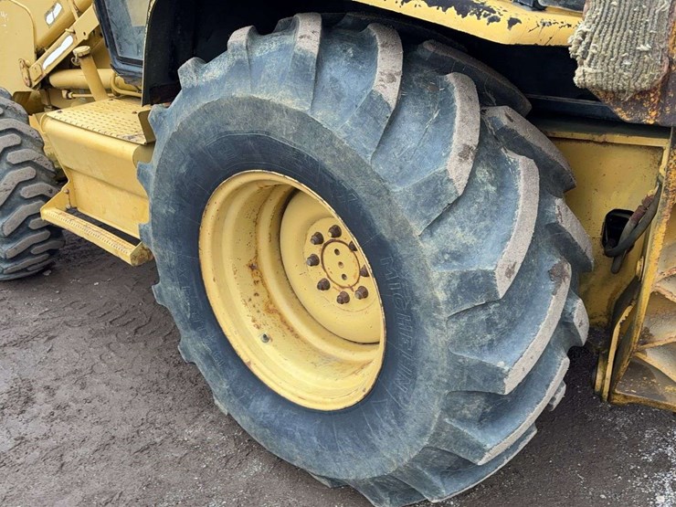 caterpillar-416c-image-5