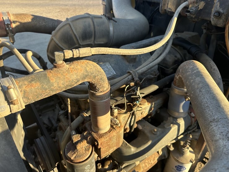 mack-rd688s-image-45