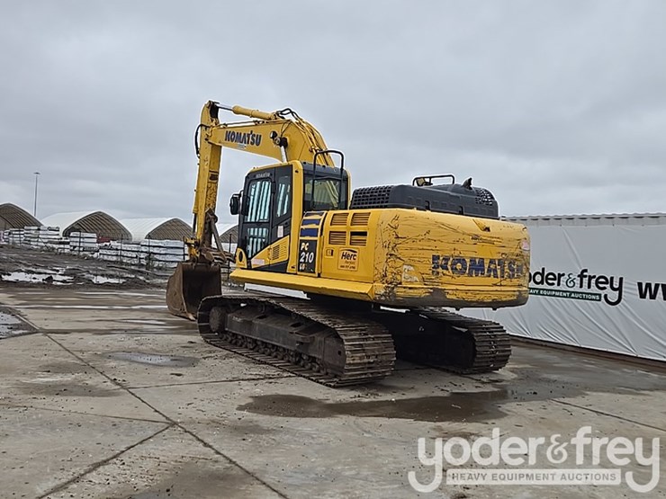 2020-komatsu-pc210-lc-11-image-3