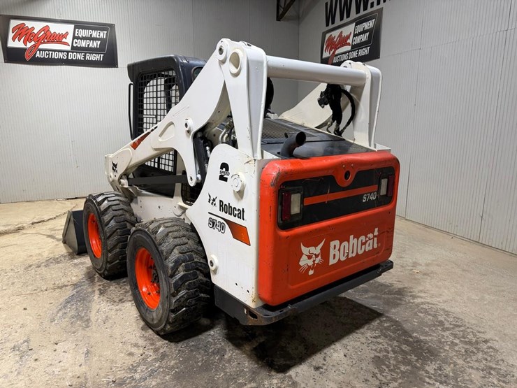 2022-bobcat-s740-image-3