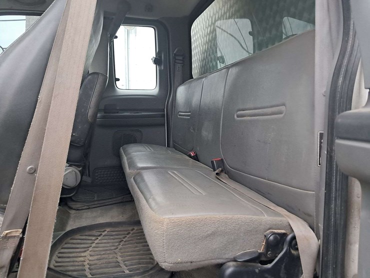 2009-ford-f750-image-19