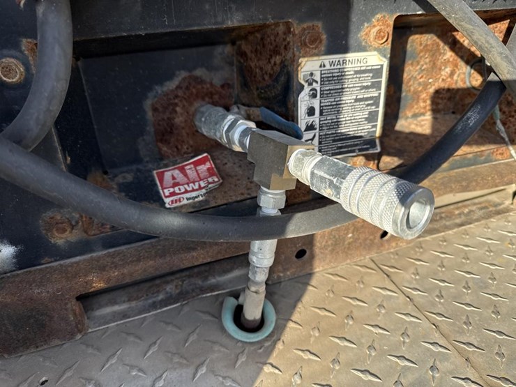 2006-ford-f550-image-56