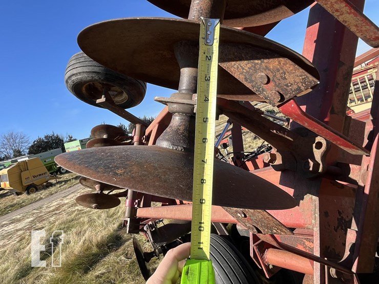 international-490-image-4