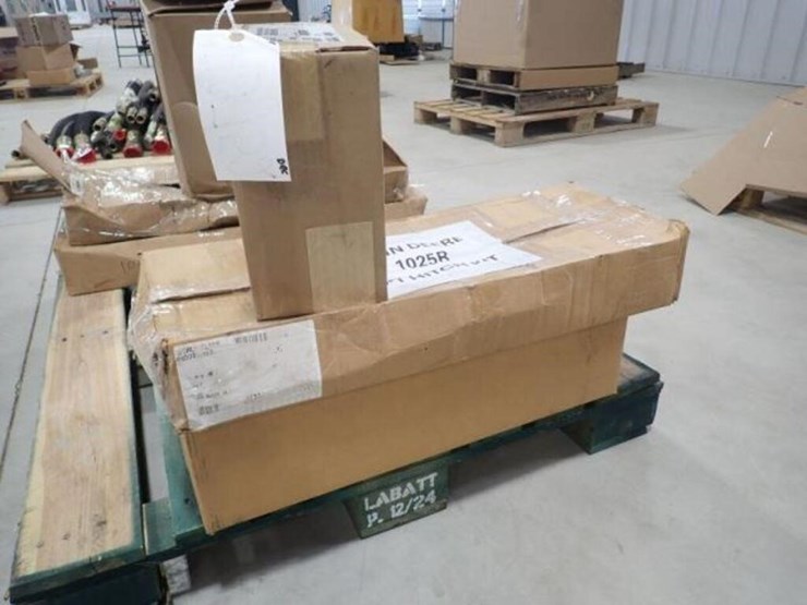 john-deere-1025r-image-2