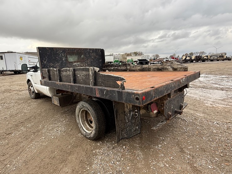 2005-ford-f350-image-9