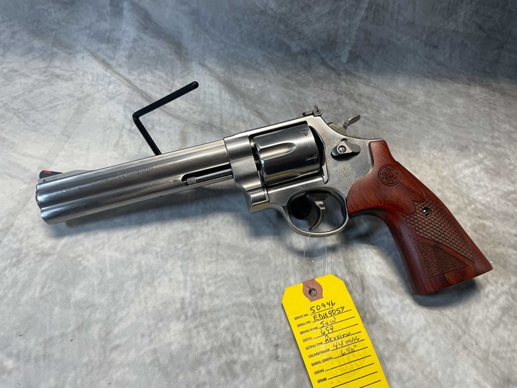 #2322-•-smith-&-wesson-model-629-44-rem-mag-revolver,-sn:-edu9057-image-3