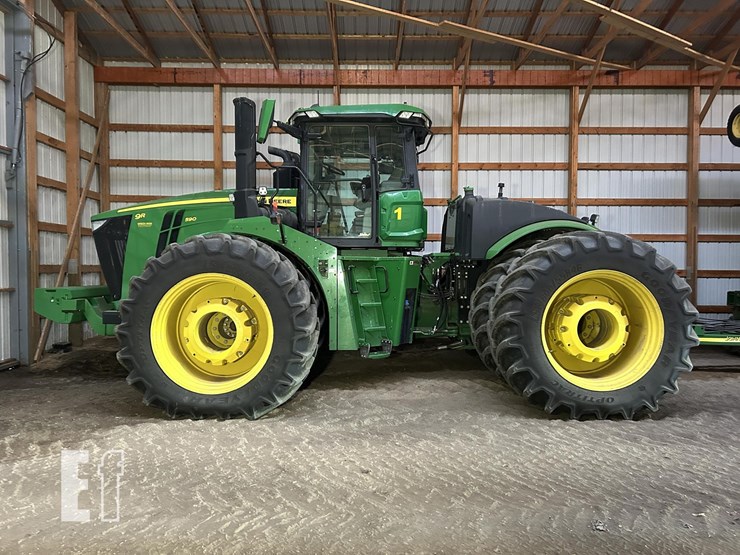 2022-john-deere-9r-590-image-2