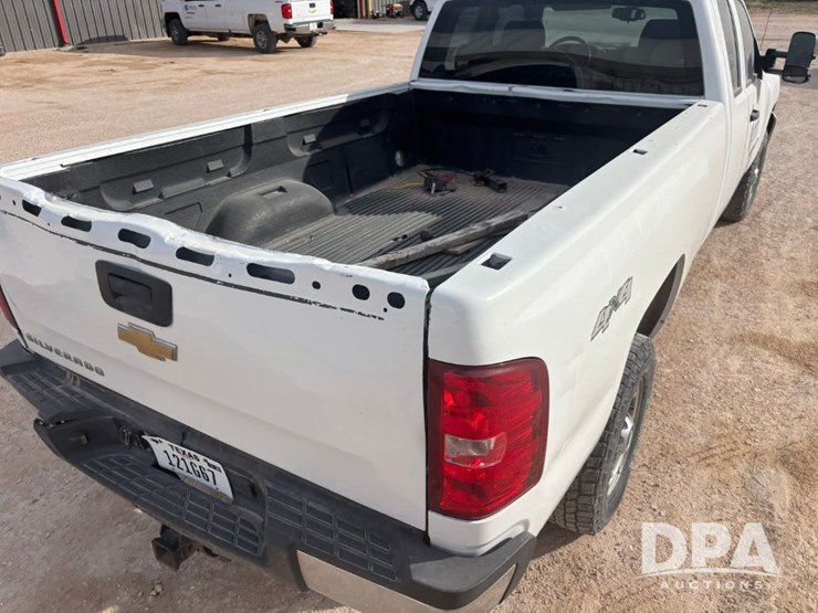 chevrolet-silverado-2500hd-image-41