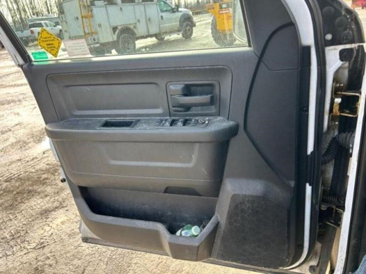 2016-dodge-1500-image-11