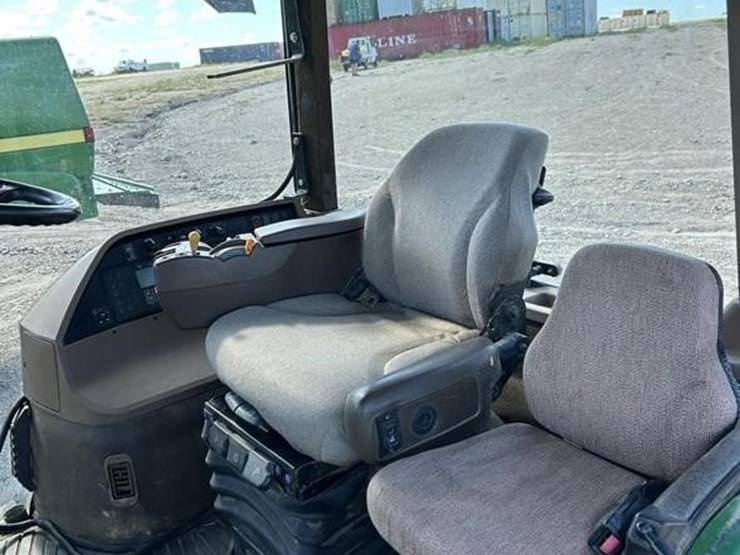 john-deere-8220t-image-38