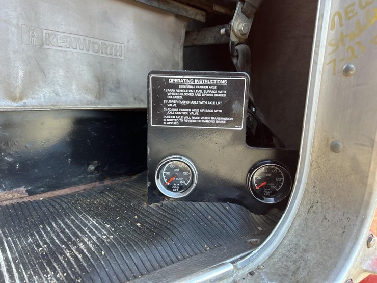 kenworth-t800-image-63