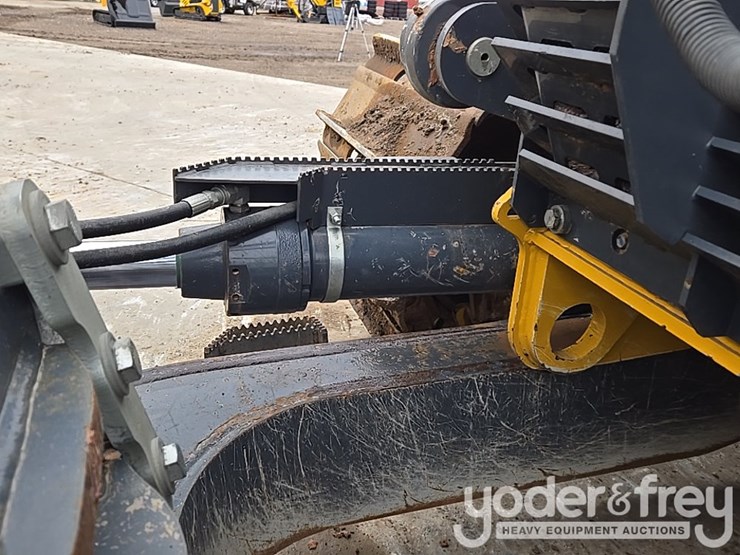 2019-deere-850l-lgp-image-49