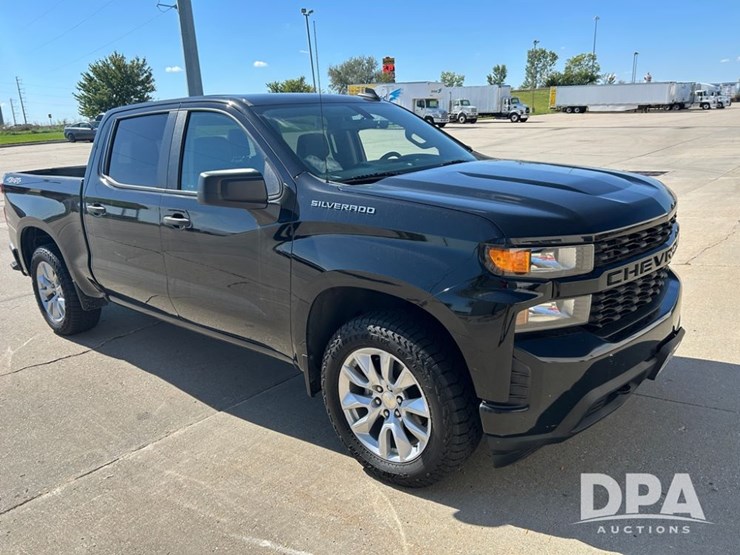 2021-chevrolet-silverado-1500-image-10