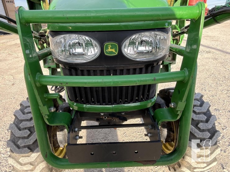 john-deere-2320-image-13