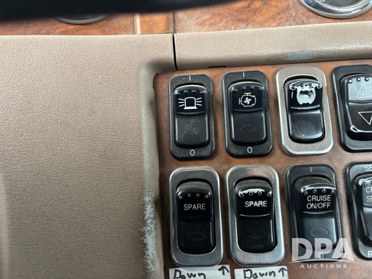 peterbilt-378-image-88