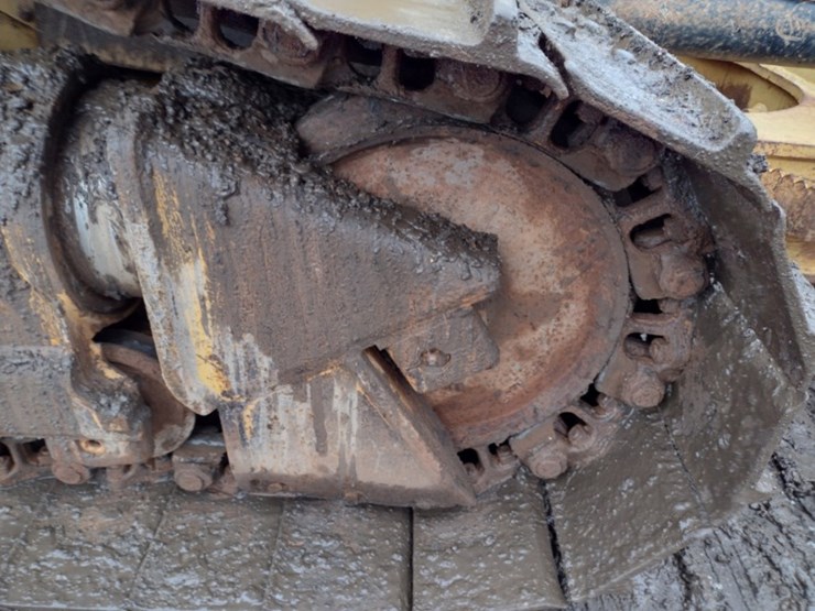 caterpillar-d6n-xl-image-33