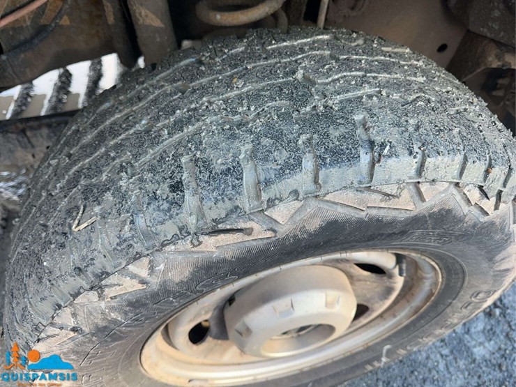 2015-ford-f250-xl-image-12