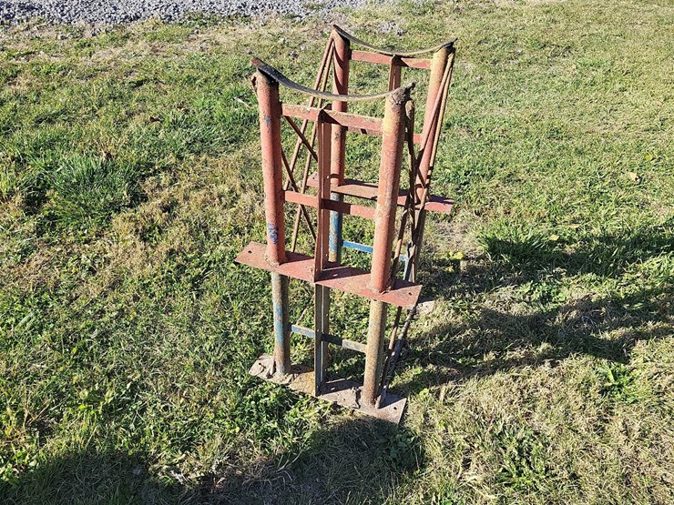 55-gallon-drum-stand-image-1