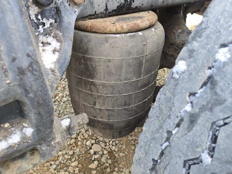 2013-kenworth-t660-image-24