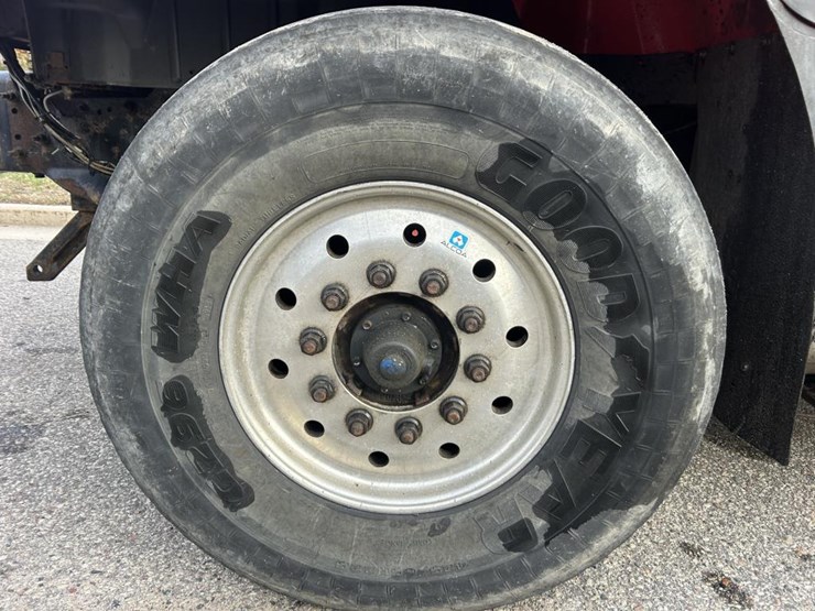 #1673-•-2002-international-workstar-tri-axle-dump-truck-image-61