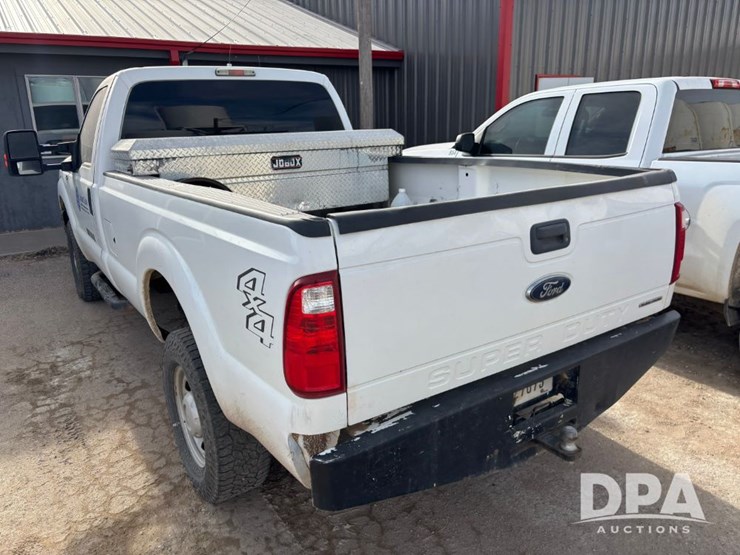 ford-f250-xl-image-13