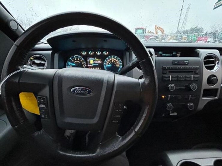 2012-ford-f150-xlt-image-12