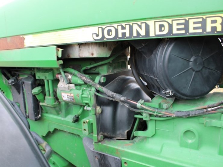 john-deere-8300-image-13